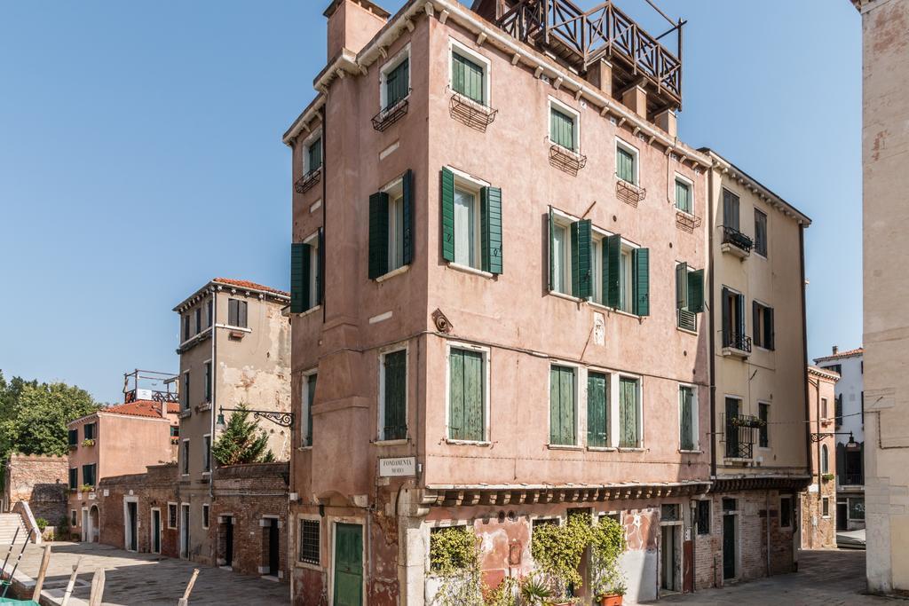 7 Windows On Apartamento Venecia